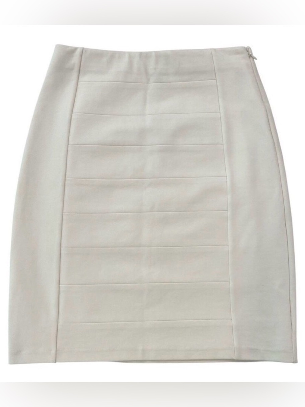 White House BlackMarket WHBM pencil skirt white shaping bandage stretch material
